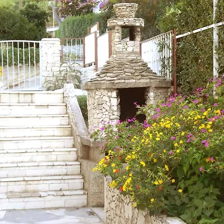 アパート Bonaca *